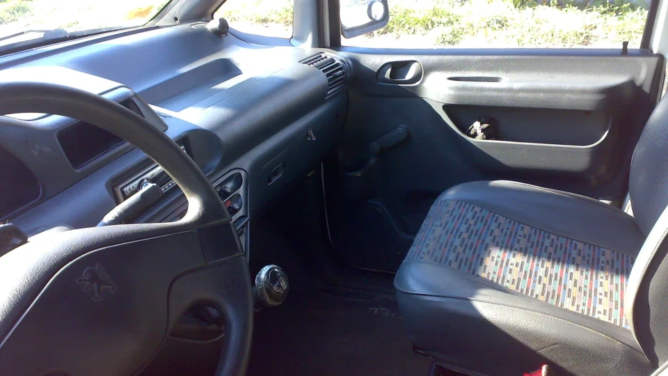 Peugeot Expert 1.6 моноінжектор