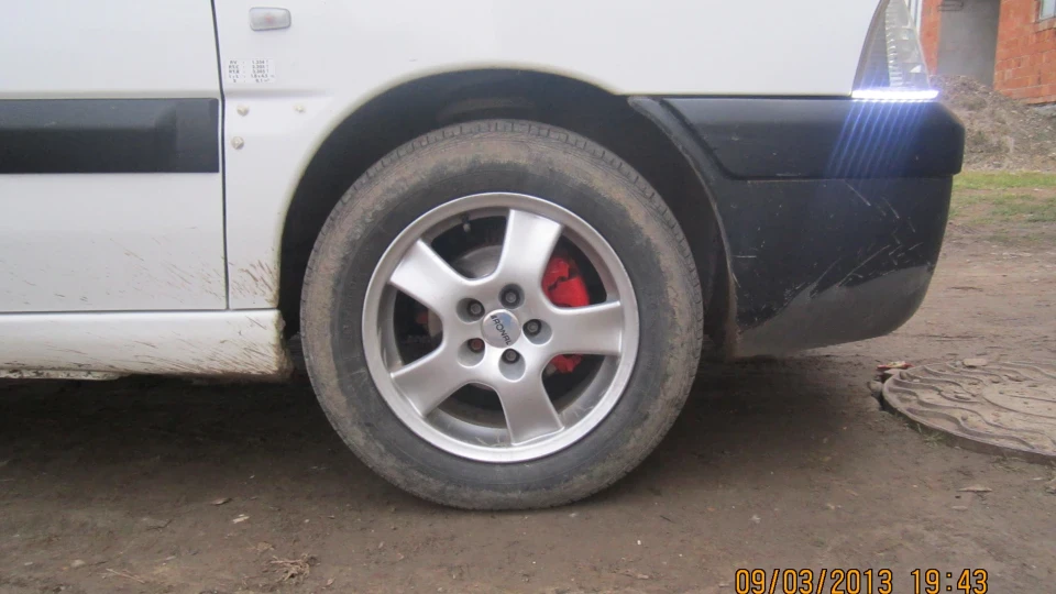 Peugeot Expert 1.9 дизель 4