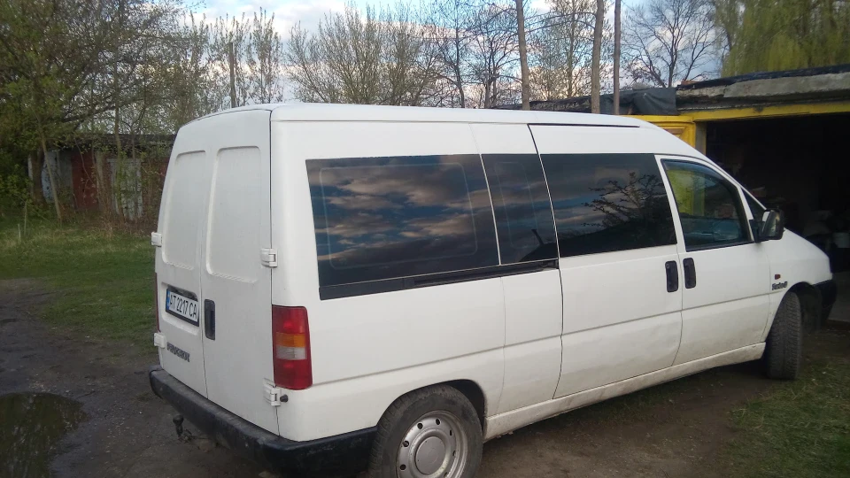 Peugeot Expert 1.9 MAXI Турбоавтобус 3