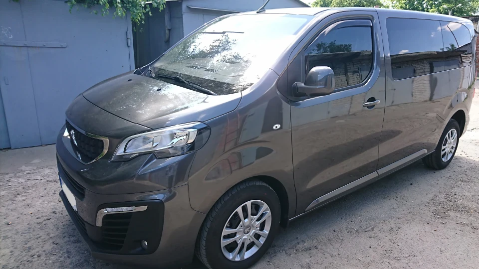Peugeot Expert TRAVELLER 2