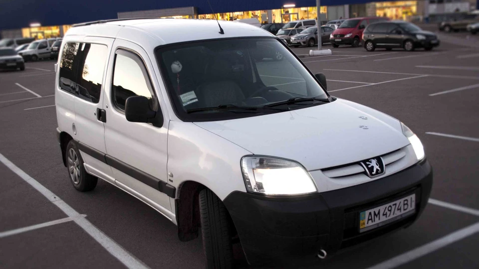 Peugeot Partner 4