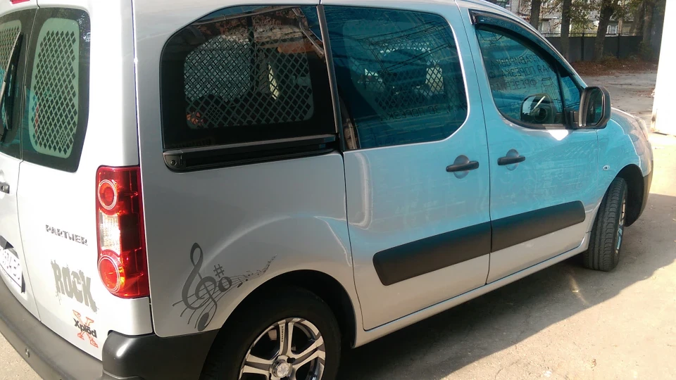 Peugeot Partner 4
