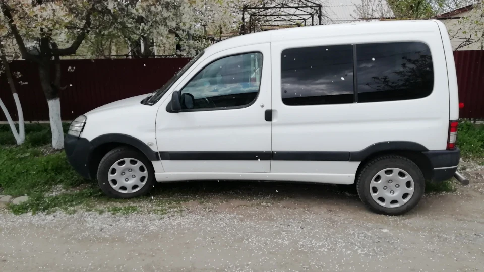 Peugeot Partner 1.4i Combi 3