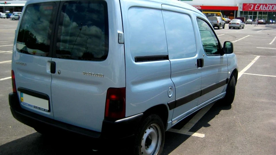 Peugeot Partner 1.9 дизелек=) 2