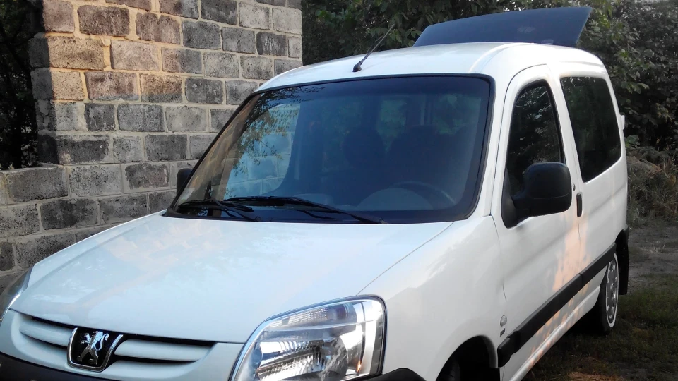 Peugeot Partner 2.0 HDI 2