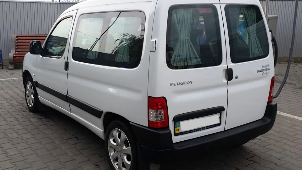 Peugeot Partner Білий Льва 1.6 HDI 2