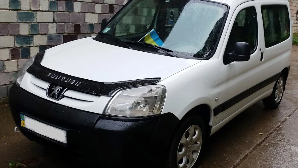 Peugeot Partner Білий Льва 1.6 HDI 4