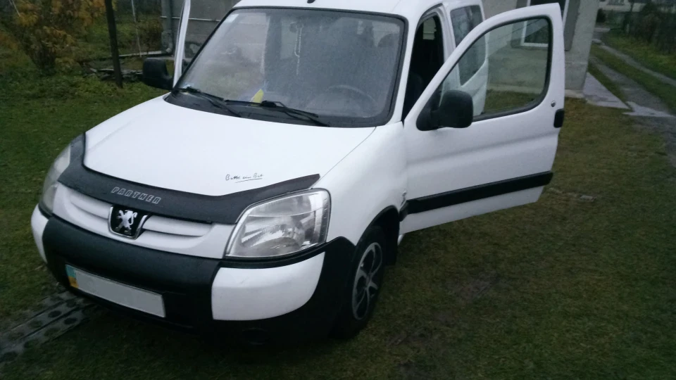 Peugeot Partner двигун 1.6 hdi