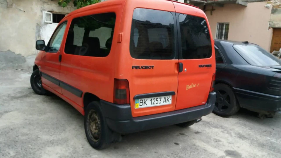 Peugeot Partner <<It new Lion>> 3