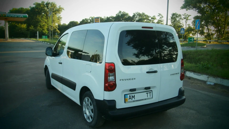 Peugeot Partner ПартнеР 3