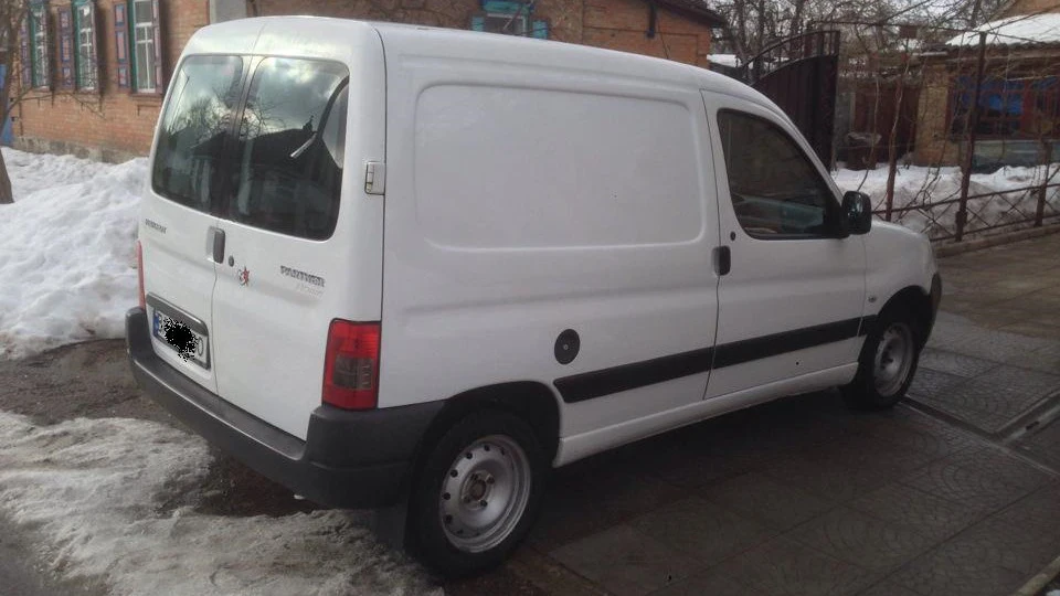 Peugeot Partner Пломбир 2