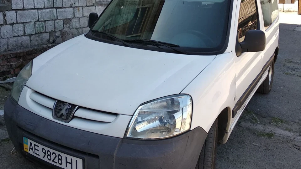 Peugeot Partner Пиженька (M59)