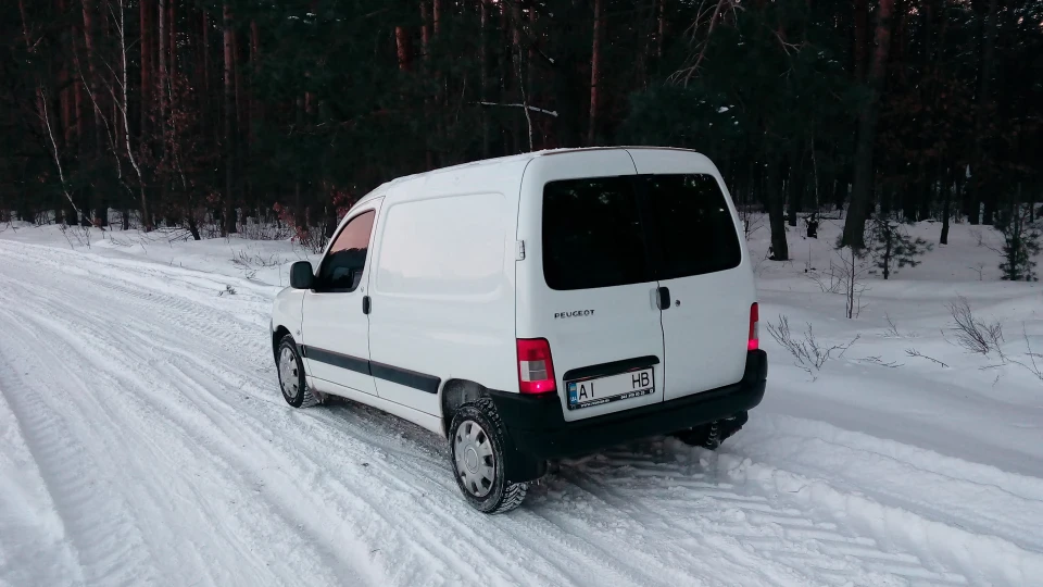 Peugeot Partner Рюкзачёк 4