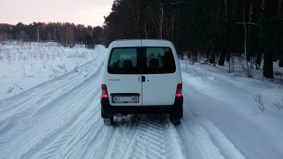 Peugeot Partner Рюкзачёк 5