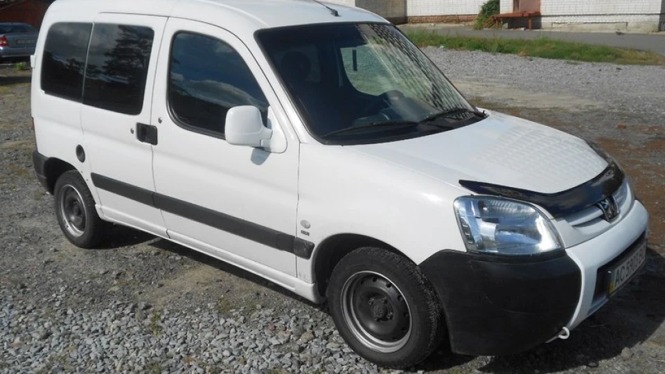 Peugeot Partner Сарайчик) 3