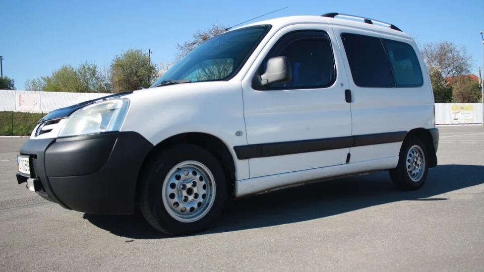 Peugeot Partner "Sárkány" 4