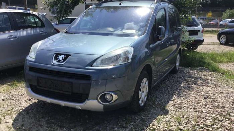 Peugeot Partner Сірий метал. 5