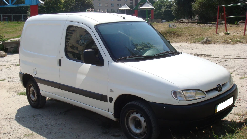 Peugeot Partner _Slow and Nasty_ 4