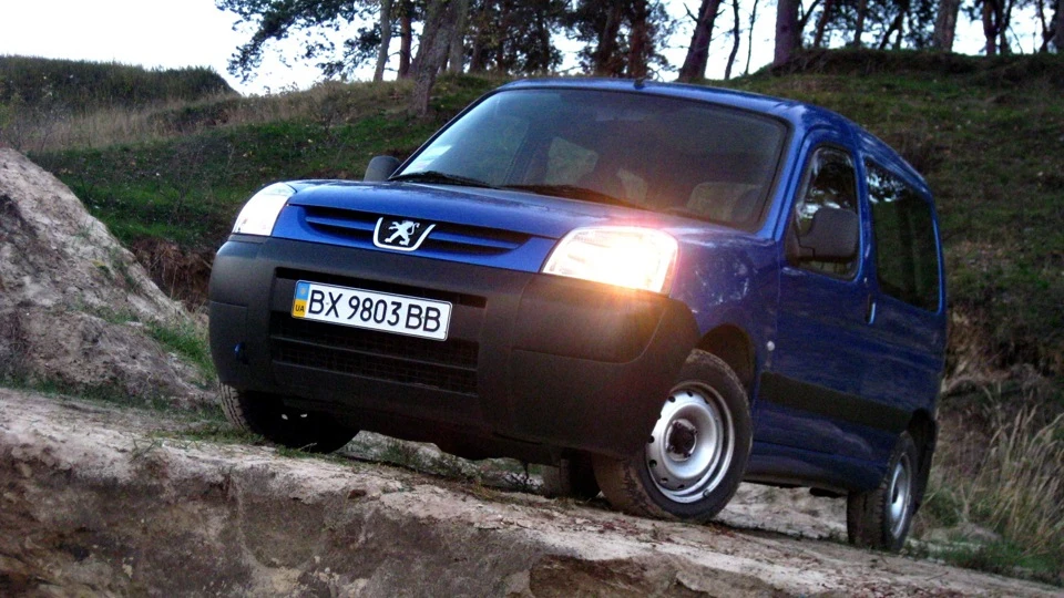 Peugeot Partner зручний трахХтор 4