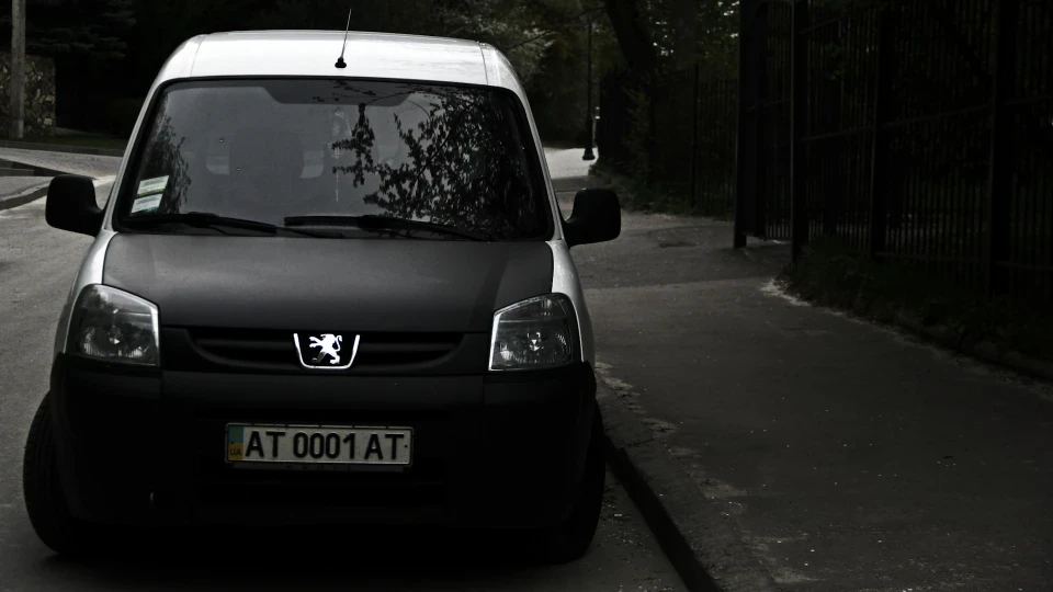 Peugeot Partner White Lion 1.9D