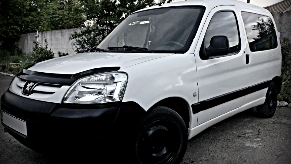 Peugeot Partner White Lion 1.9D 3