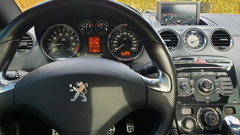 Peugeot RCZ 5