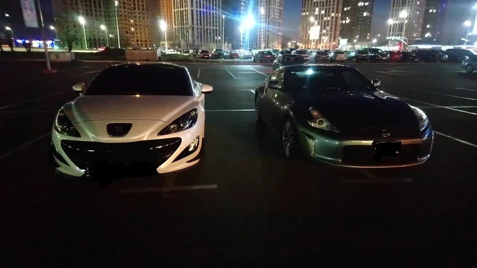 Peugeot RCZ 3