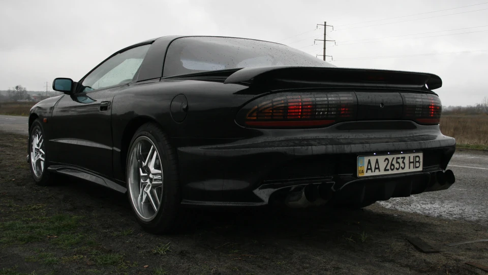 Pontiac Firebird 2