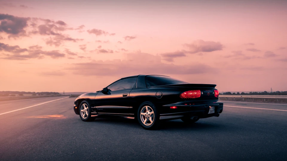 Pontiac Firebird "Blackbird" 4