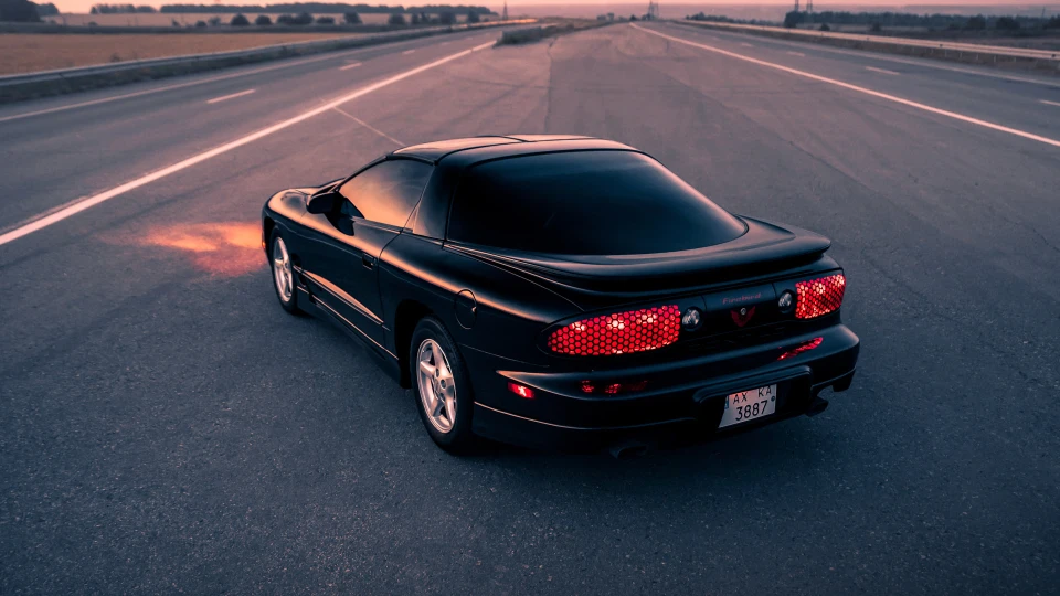 Pontiac Firebird "Blackbird" 5