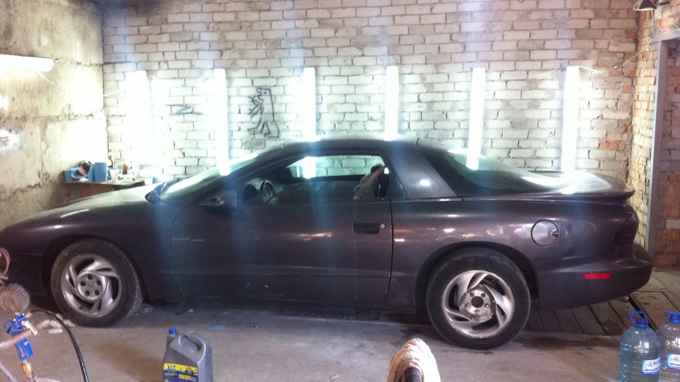 Pontiac Firebird Formula V8 5