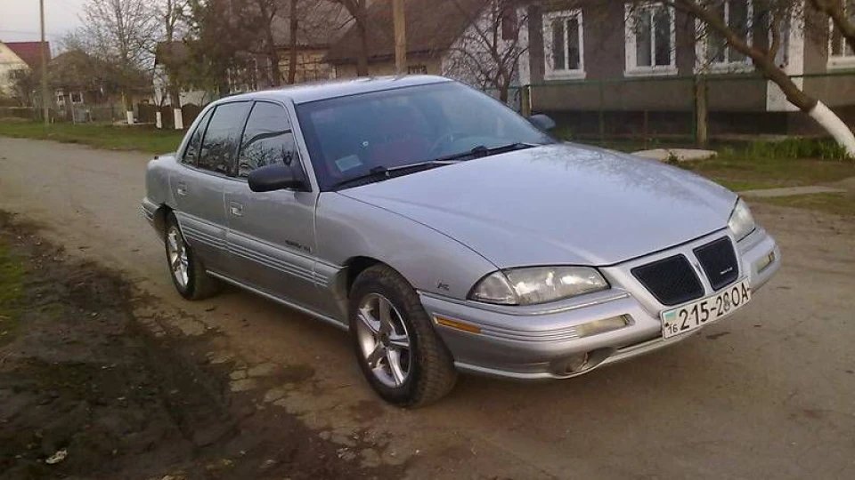 Pontiac Grand Am Американський монстр 3