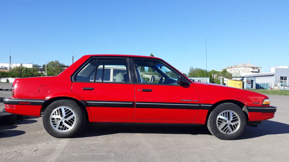 Pontiac Sunbird 3.1 MultiPort V6 FI 1991 4
