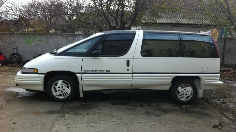 Pontiac Trans Sport Бренд в історії...