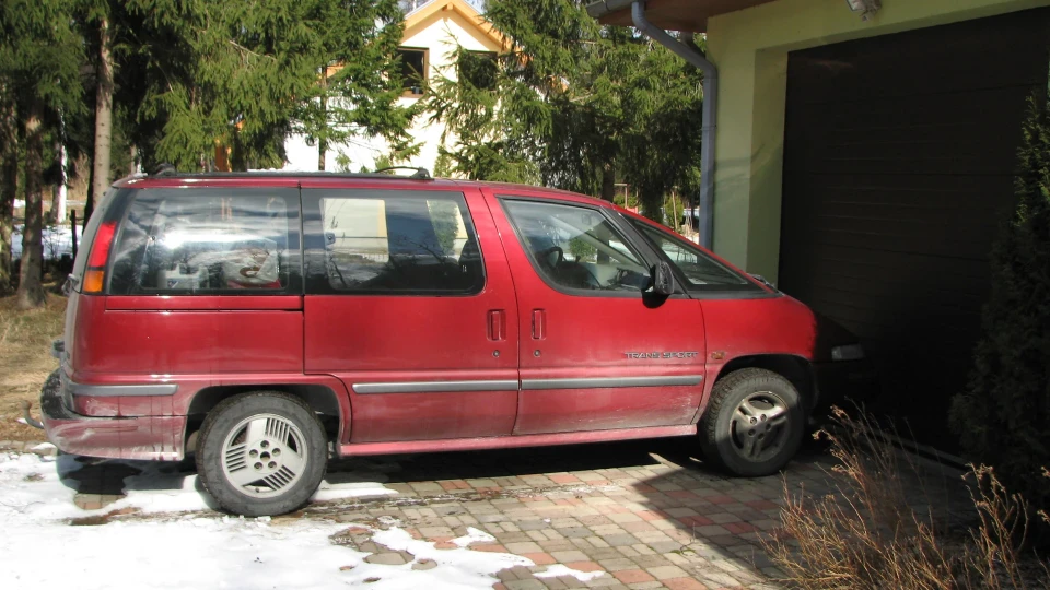 Pontiac Trans Sport Пластмасовий футуризм 2