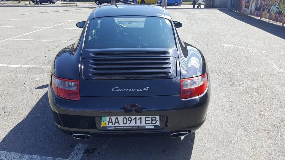 Porsche 911 Carrera 4 Чорна бестія 3