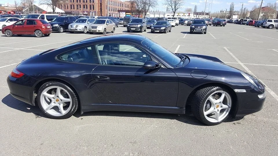 Porsche 911 Carrera 4 Чорна бестія 4
