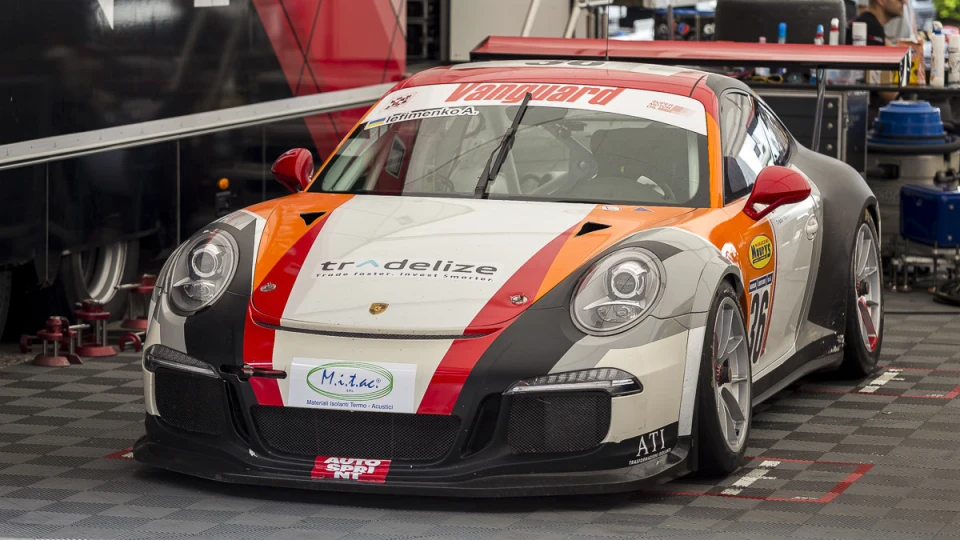 Porsche 911 GT3 Cup 4