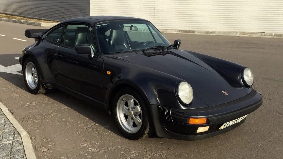 Porsche 911 Turbo 930