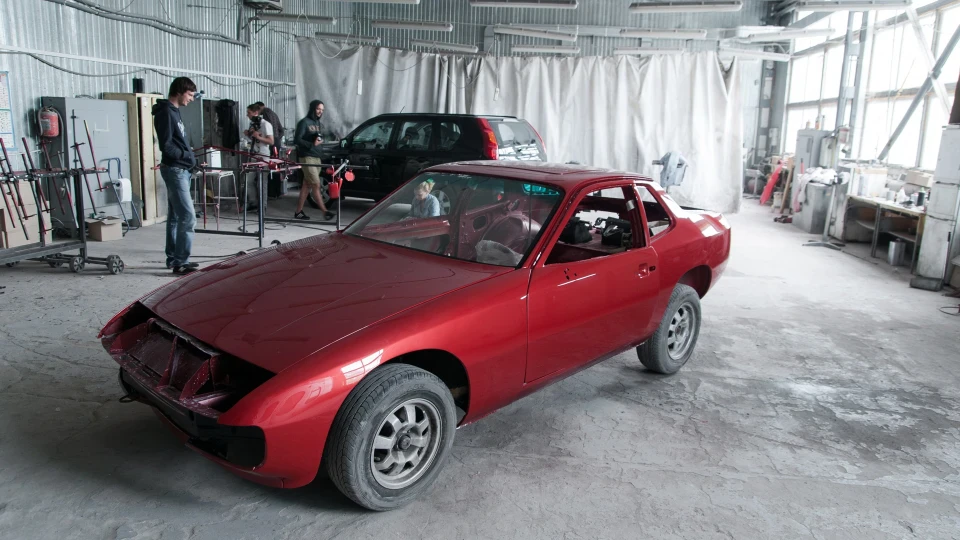 Porsche 924 2