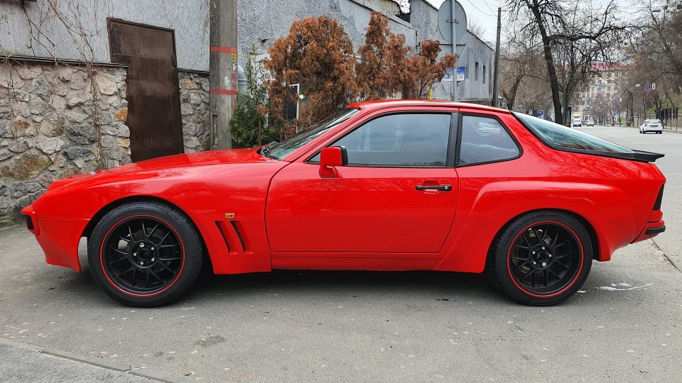 Porsche 924
