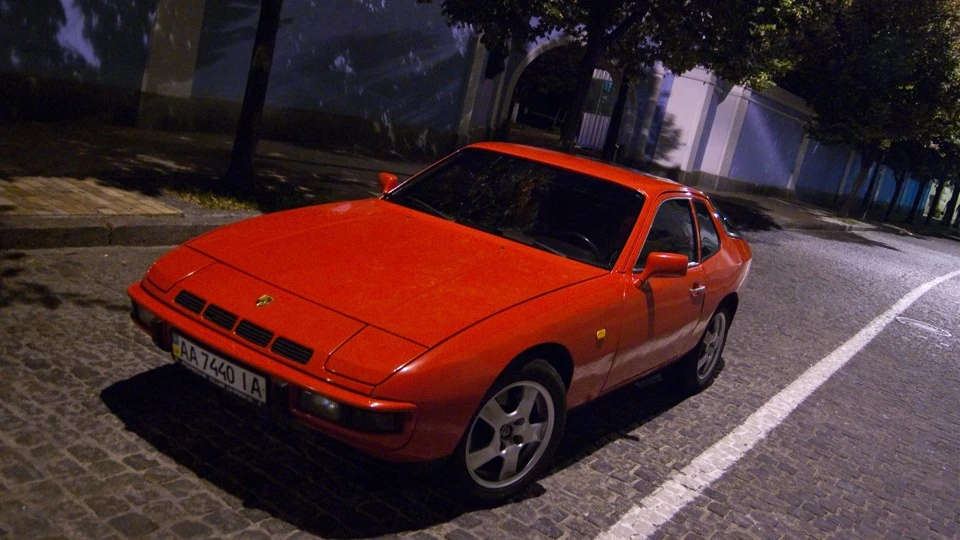 Porsche 924 3