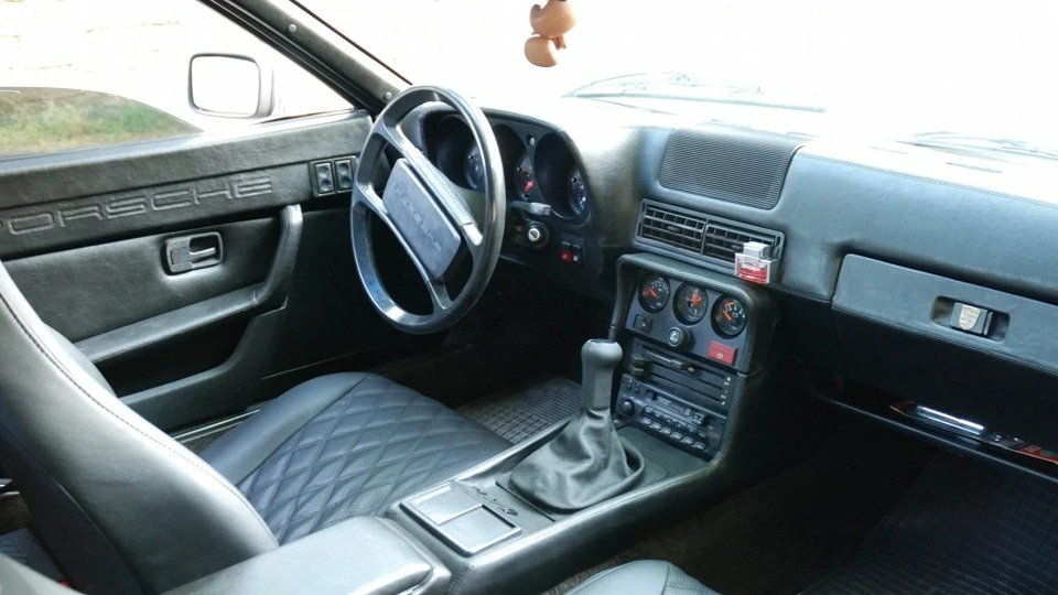 Porsche 924 50Jahre Porsche/Weissach 2