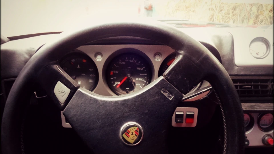 Porsche 924 Крихітка 5