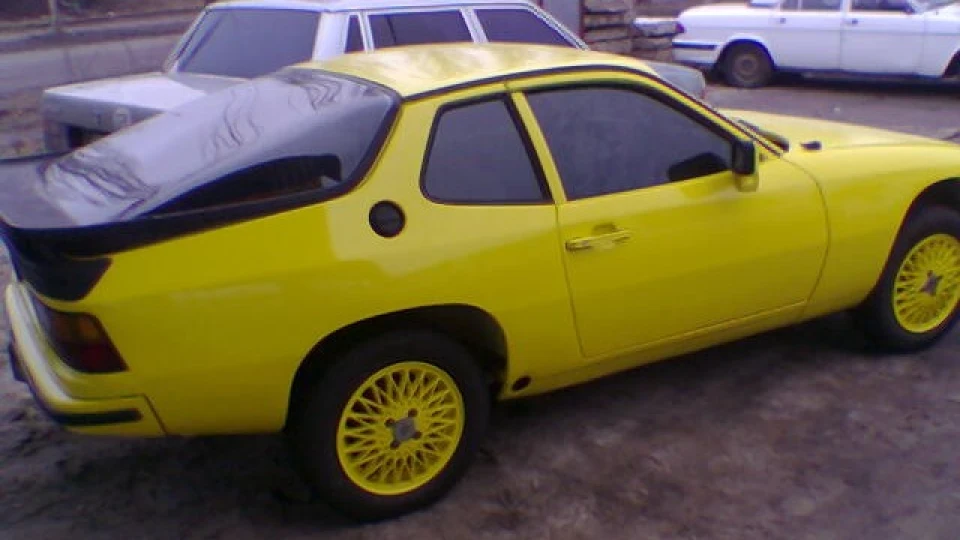 Porsche 924 жовтяк 4