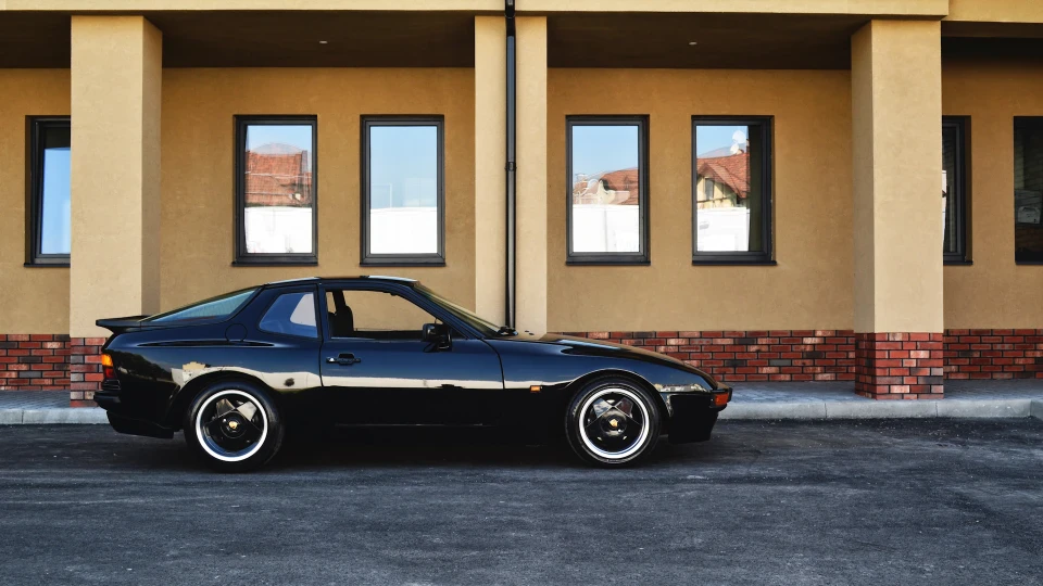 Porsche 944 4