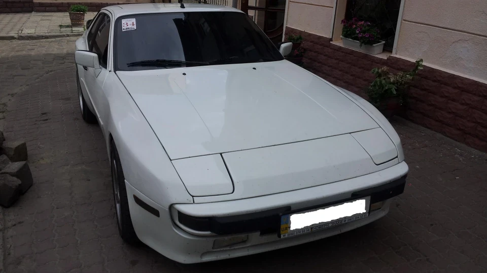 Porsche 944 ICE 2