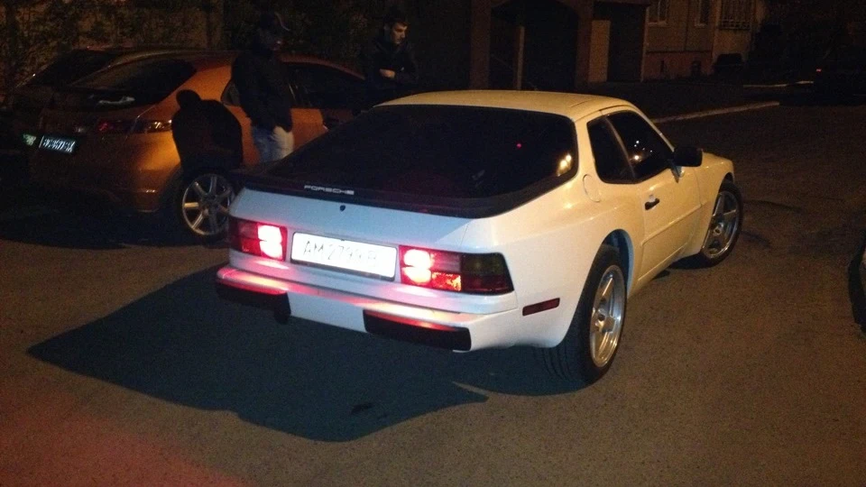 Porsche 944 ICE 4