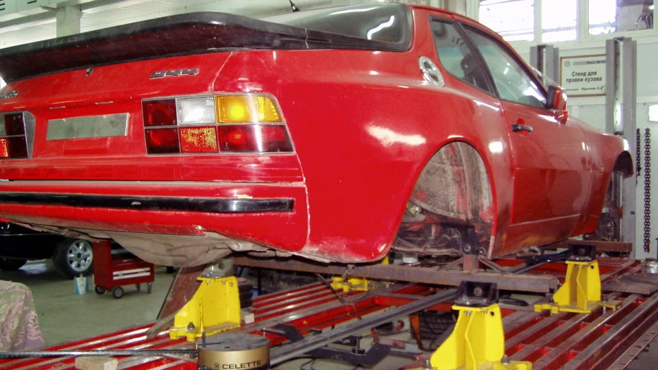 Porsche 944 SpeedGelb 3