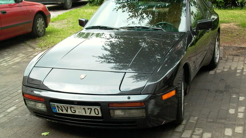 Porsche 944 TURBO